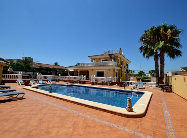 Wiederverkauf - Villa - Orihuela - Los Balcones