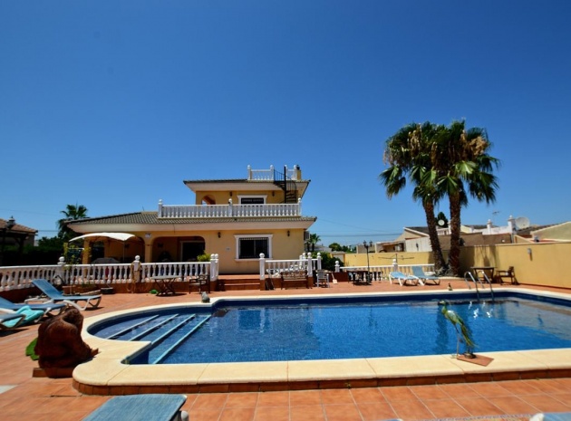 Wiederverkauf - Villa - Orihuela - Los Balcones