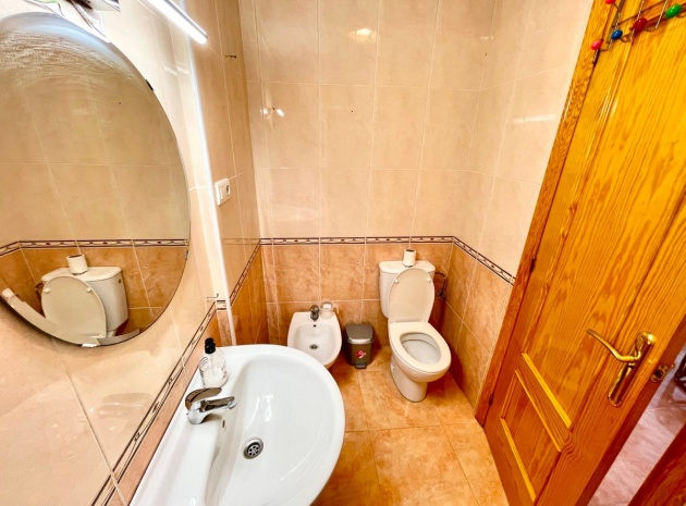 Wiederverkauf - Wohnung - Daya Nueva - Daya Nueva Centro