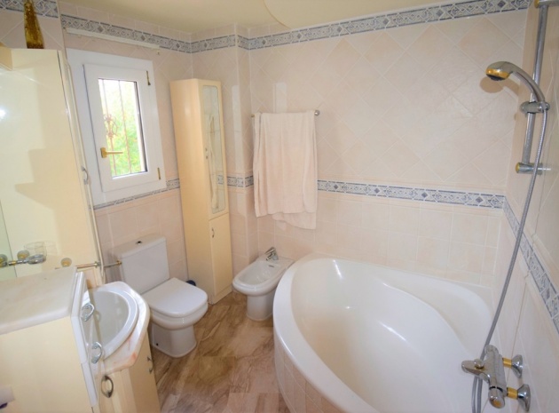 Återförsäljning - Villa - Guardamar del Segura - Guardamar del Segura Centro