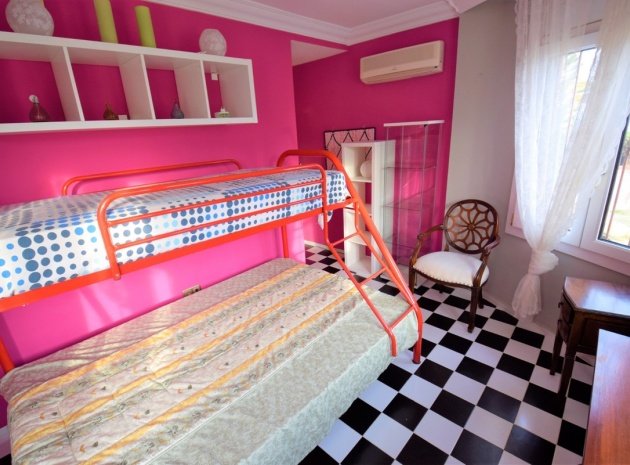 Återförsäljning - Villa - Guardamar del Segura - Guardamar del Segura Centro