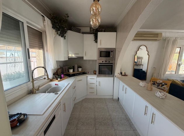Återförsäljning - Villa - Rojales - Ciudad Quesada