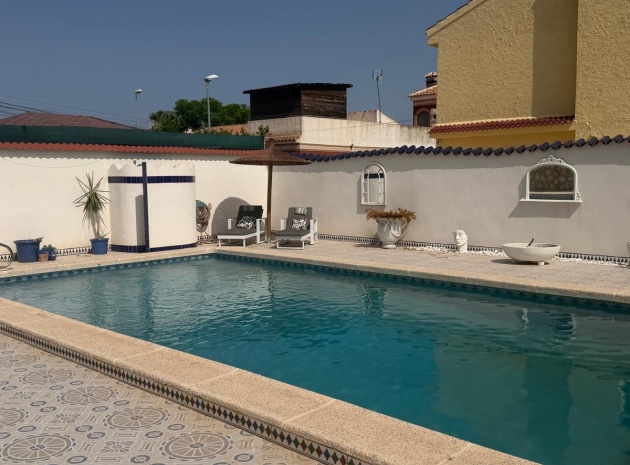 Återförsäljning - Villa - Rojales - Ciudad Quesada