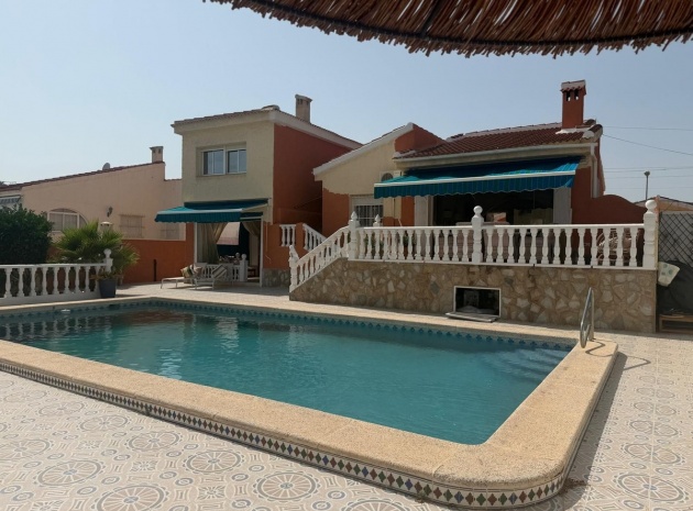 Återförsäljning - Villa - Rojales - Ciudad Quesada