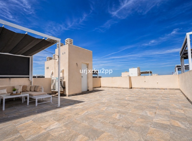 Återförsäljning - Lägenhet - Torrevieja - Aguas Nuevas