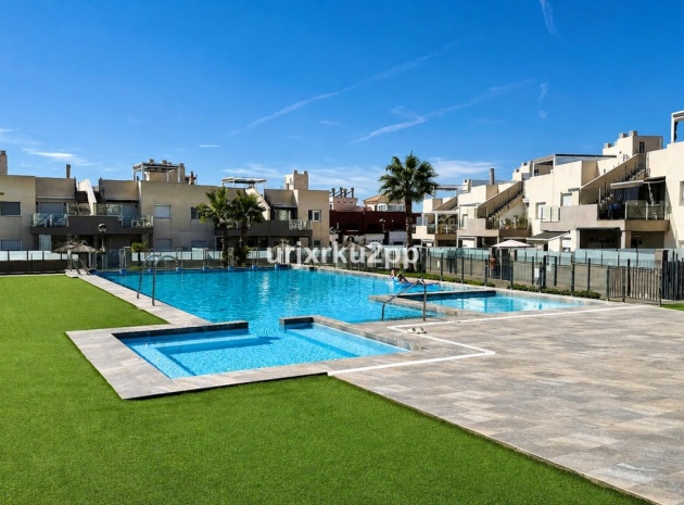 Återförsäljning - Lägenhet - Torrevieja - Aguas Nuevas