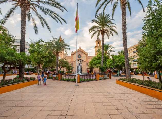 Återförsäljning - Lägenhet - Torrevieja - Beachside Torrevieja