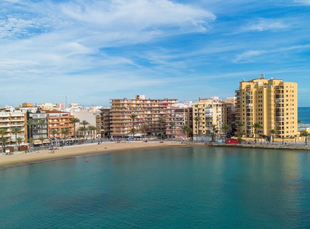 Återförsäljning - Lägenhet - Torrevieja - Beachside Torrevieja