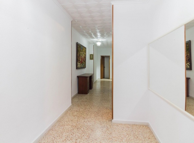 Återförsäljning - Lägenhet - Torrevieja