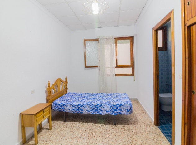 Återförsäljning - Lägenhet - Torrevieja