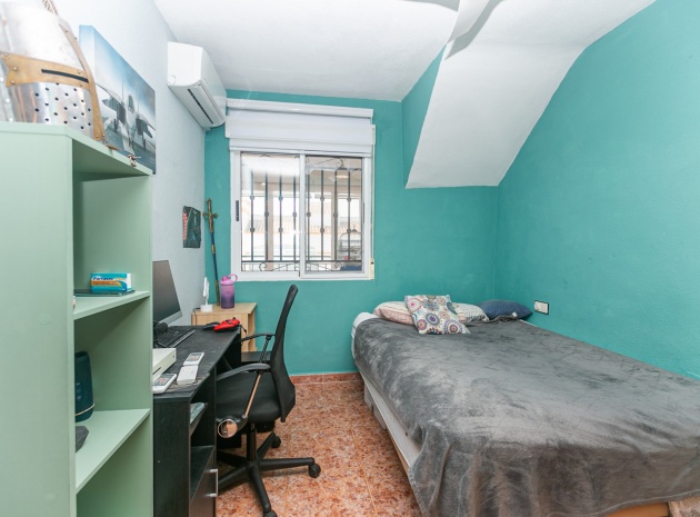 Resale - Apartment - Los Montesinos - entre naranjos