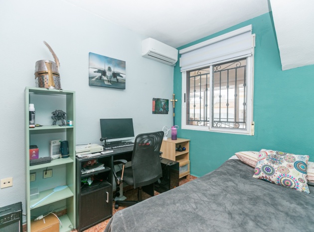 Resale - Apartment - Los Montesinos - entre naranjos
