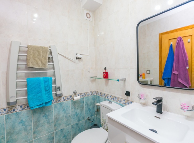 Resale - Apartment - Los Montesinos - entre naranjos