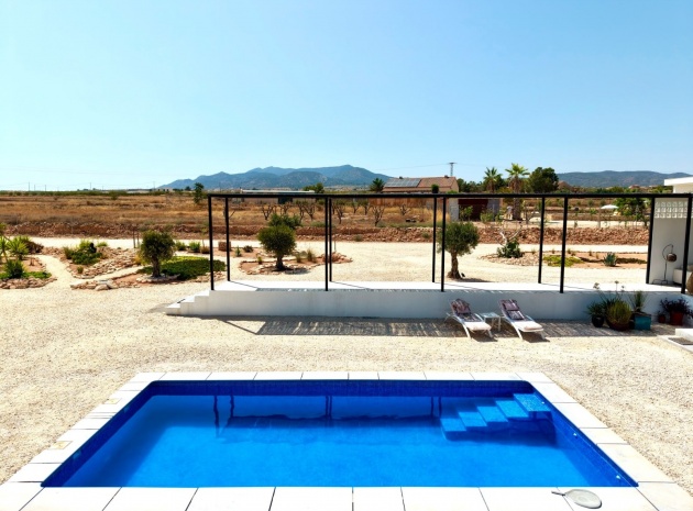 Revente - Villa - Pinoso