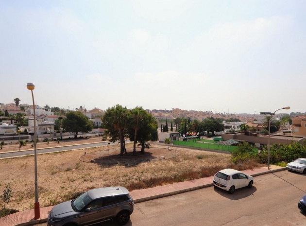 Wiederverkauf - Villa - Orihuela - Villamartin