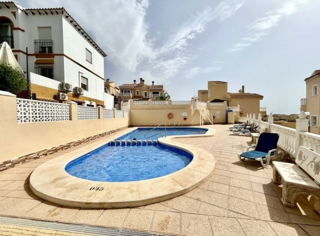 Wiederverkauf - Villa - Orihuela - Villamartin