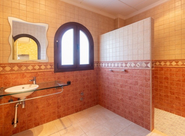 Wiederverkauf - Villa - Orihuela - Orihuela Costa