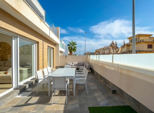 Återförsäljning - Villa - Pilar de la Horadada - Pilar de la Horadada Centro
