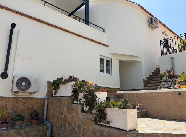 Återförsäljning - Villa - Pilar de la Horadada - Pinar De Campoverde