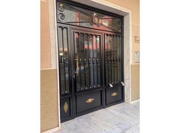 Wiederverkauf - Wohnung - Torrevieja - Torrevieja Centro