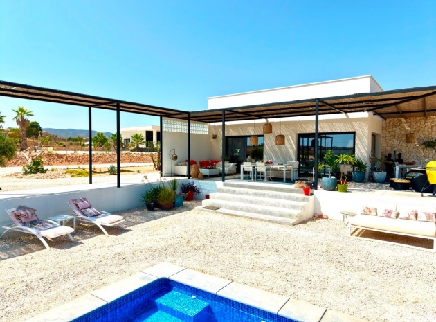 Återförsäljning - Villa - Pinoso - Pinoso Centro