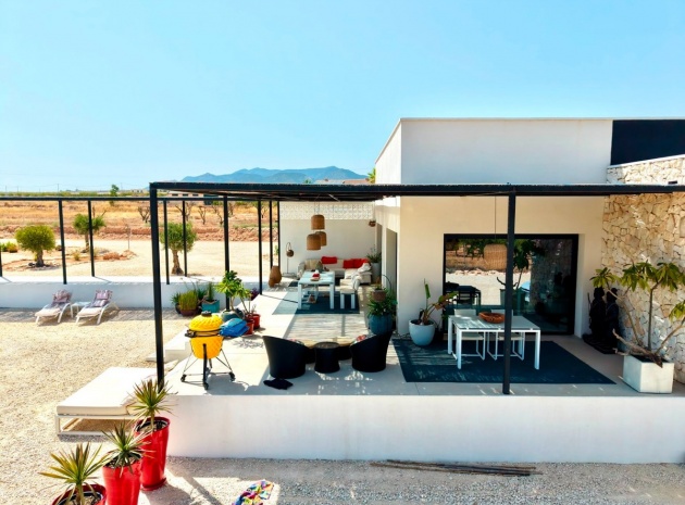 Återförsäljning - Villa - Pinoso - Pinoso Centro