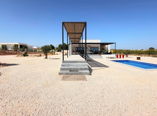 Återförsäljning - Villa - Pinoso - Pinoso Centro
