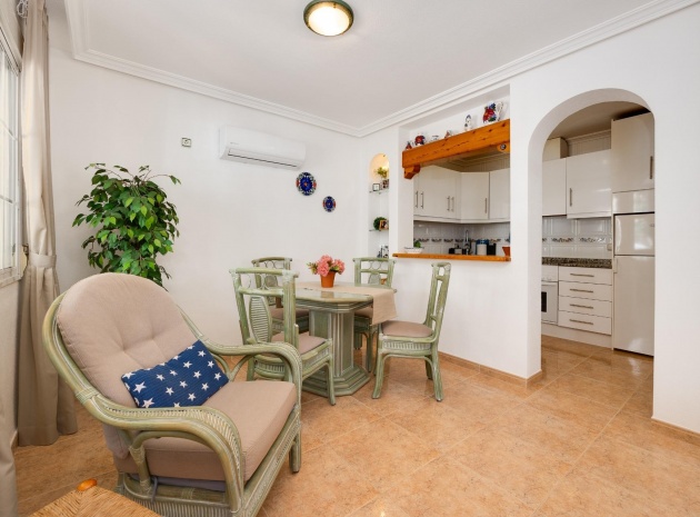 Återförsäljning - Villa - Playa Flamenca - zodiaco