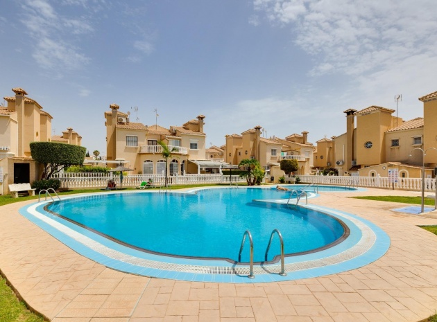 Återförsäljning - Villa - Playa Flamenca - zodiaco