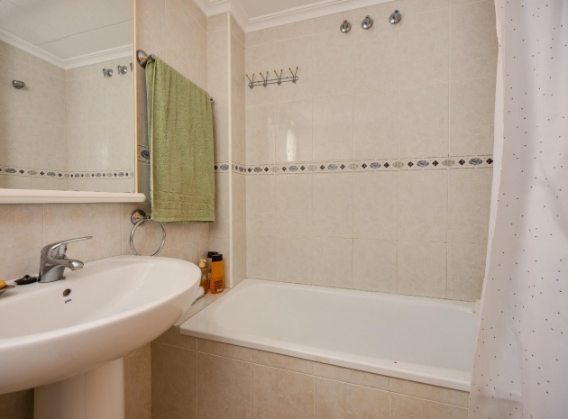 Wiederverkauf - Wohnung - Torrevieja - Beachside Torrevieja