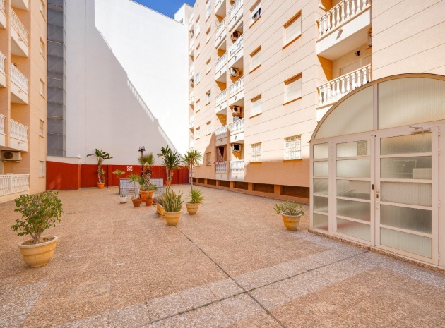 Wiederverkauf - Wohnung - Torrevieja - Beachside Torrevieja