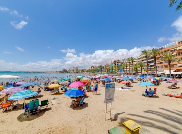 Wiederverkauf - Wohnung - Torrevieja - Beachside Torrevieja