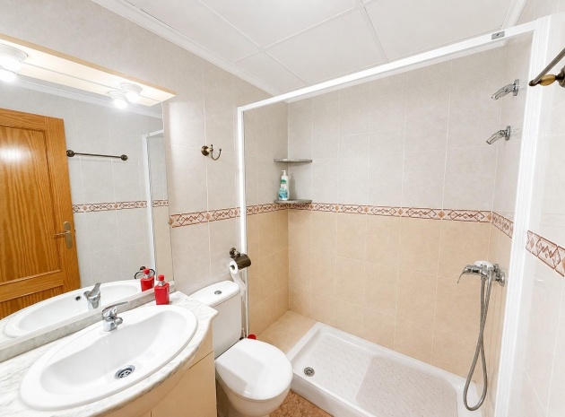 Återförsäljning - Lägenhet - Torrevieja - Nueva Torrevieja