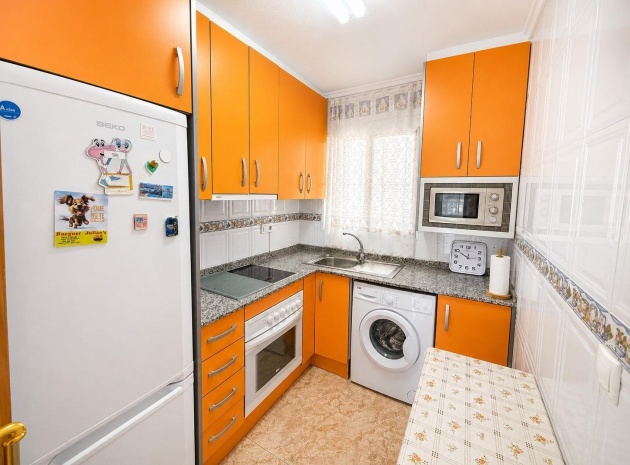 Återförsäljning - Lägenhet - Torrevieja - Nueva Torrevieja