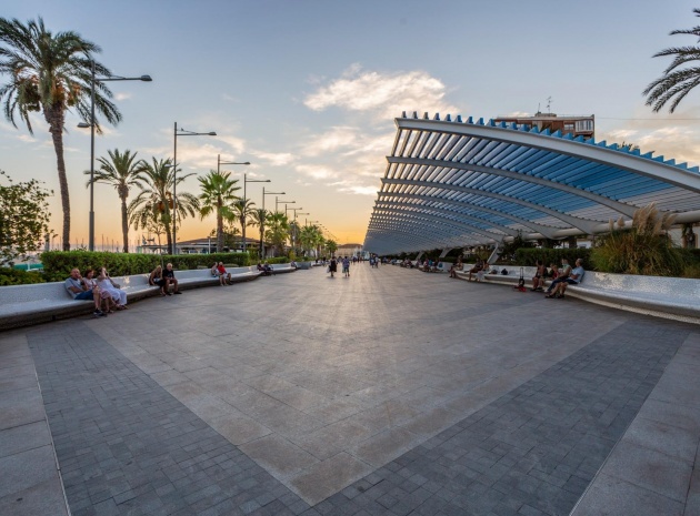 Återförsäljning - Lägenhet - Torrevieja - Nueva Torrevieja
