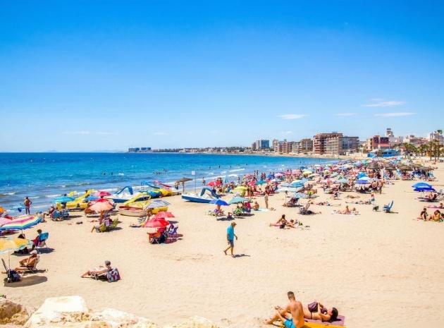 Återförsäljning - Lägenhet - Torrevieja - Beachside Torrevieja