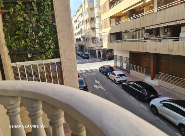 Wiederverkauf - Wohnung - Torrevieja - Beachside Torrevieja