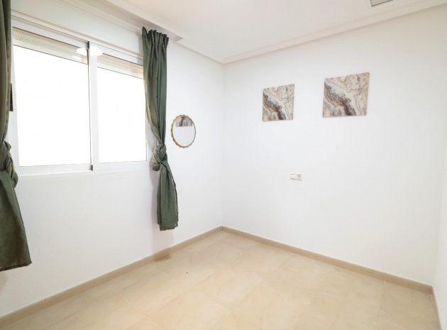 Wiederverkauf - Wohnung - Torrevieja - Beachside Torrevieja