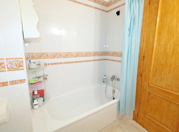 Wiederverkauf - Wohnung - Torrevieja - Beachside Torrevieja