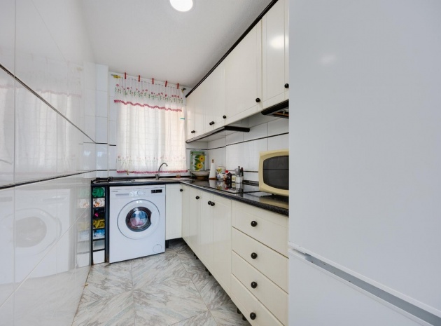 Wiederverkauf - Wohnung - Torrevieja - Torrevieja Centro
