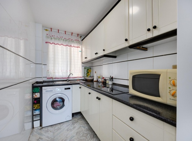 Wiederverkauf - Wohnung - Torrevieja - Torrevieja Centro