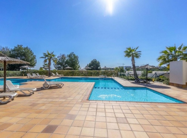 Återförsäljning - Lägenhet - Orihuela - Las Colinas Golf Resort