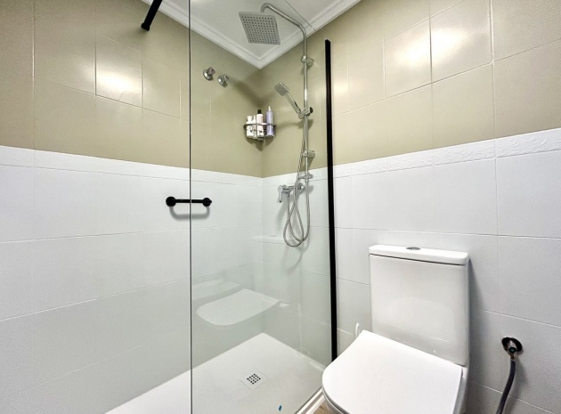 Wiederverkauf - Wohnung - Torrevieja - Torrevieja Centro