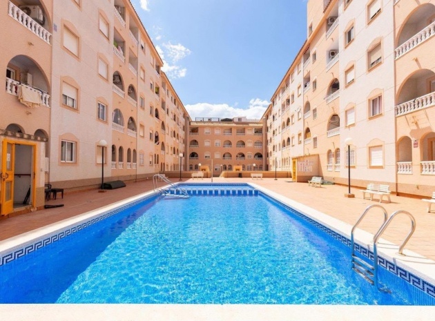 Wiederverkauf - Wohnung - Torrevieja - Torrevieja Centro