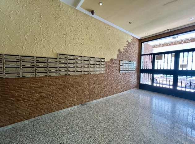 Wiederverkauf - Wohnung - Torrevieja - Torrevieja Centro