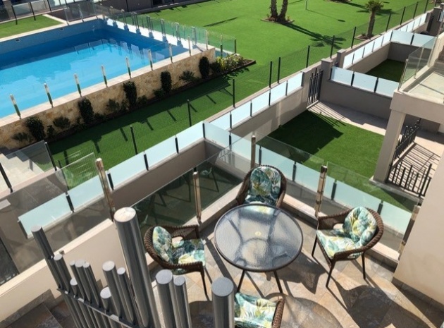 Återförsäljning - Lägenhet - Torrevieja - Aguas Nuevas