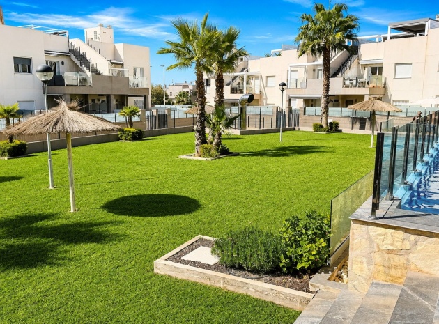 Återförsäljning - Lägenhet - Torrevieja - Aguas Nuevas