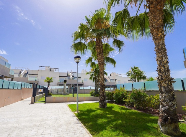 Återförsäljning - Lägenhet - Torrevieja - Aguas Nuevas