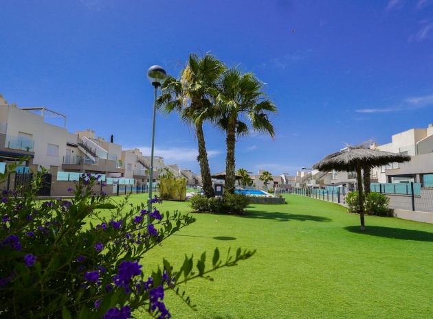 Återförsäljning - Lägenhet - Torrevieja - Aguas Nuevas