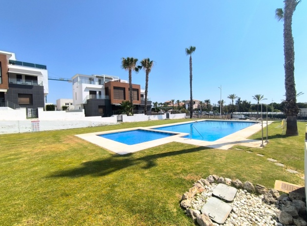 Wiederverkauf - Villa - Algorfa - La Finca Golf Resort